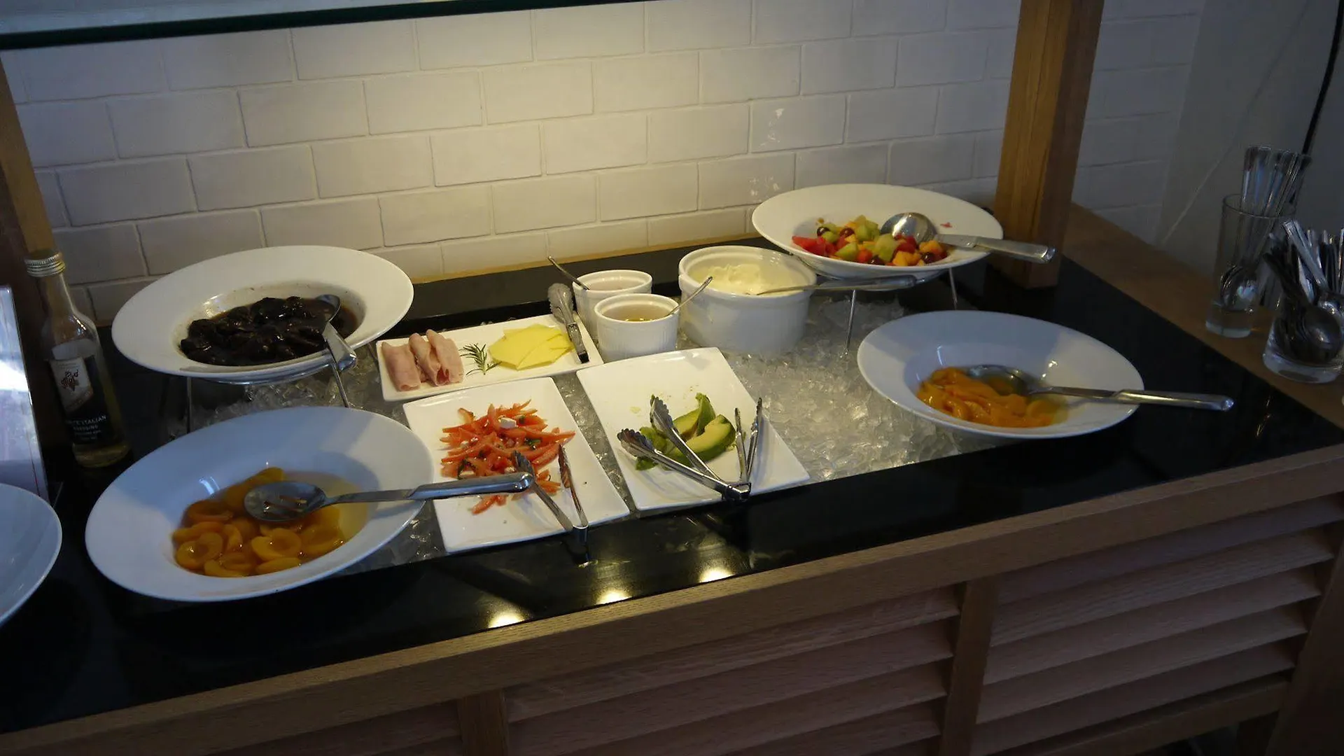 Alpha Hotel Канберра 4*,  Австралия