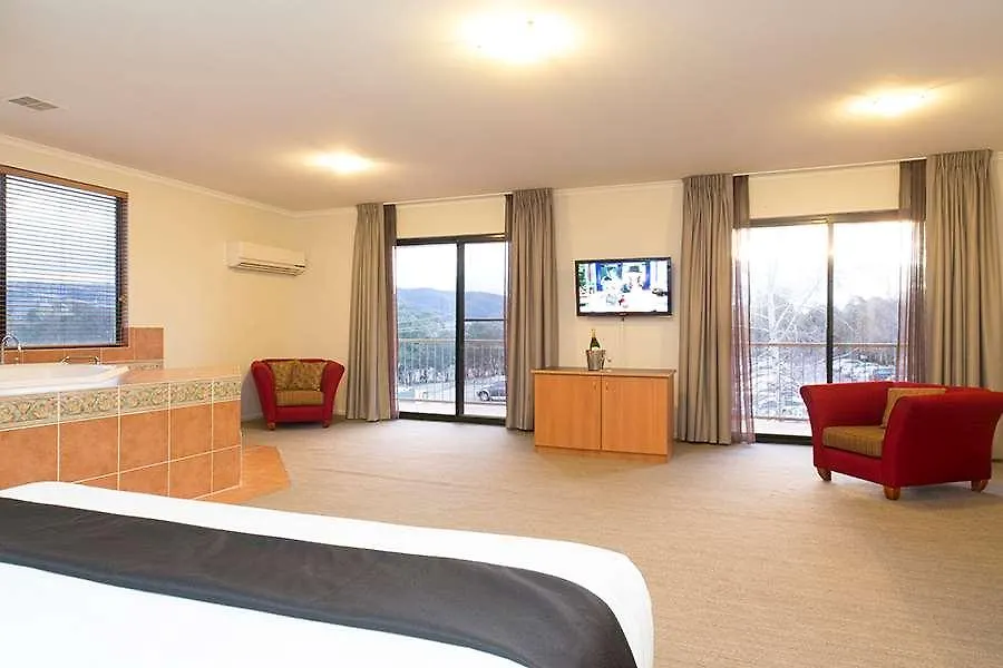 Alpha Hotel Канберра